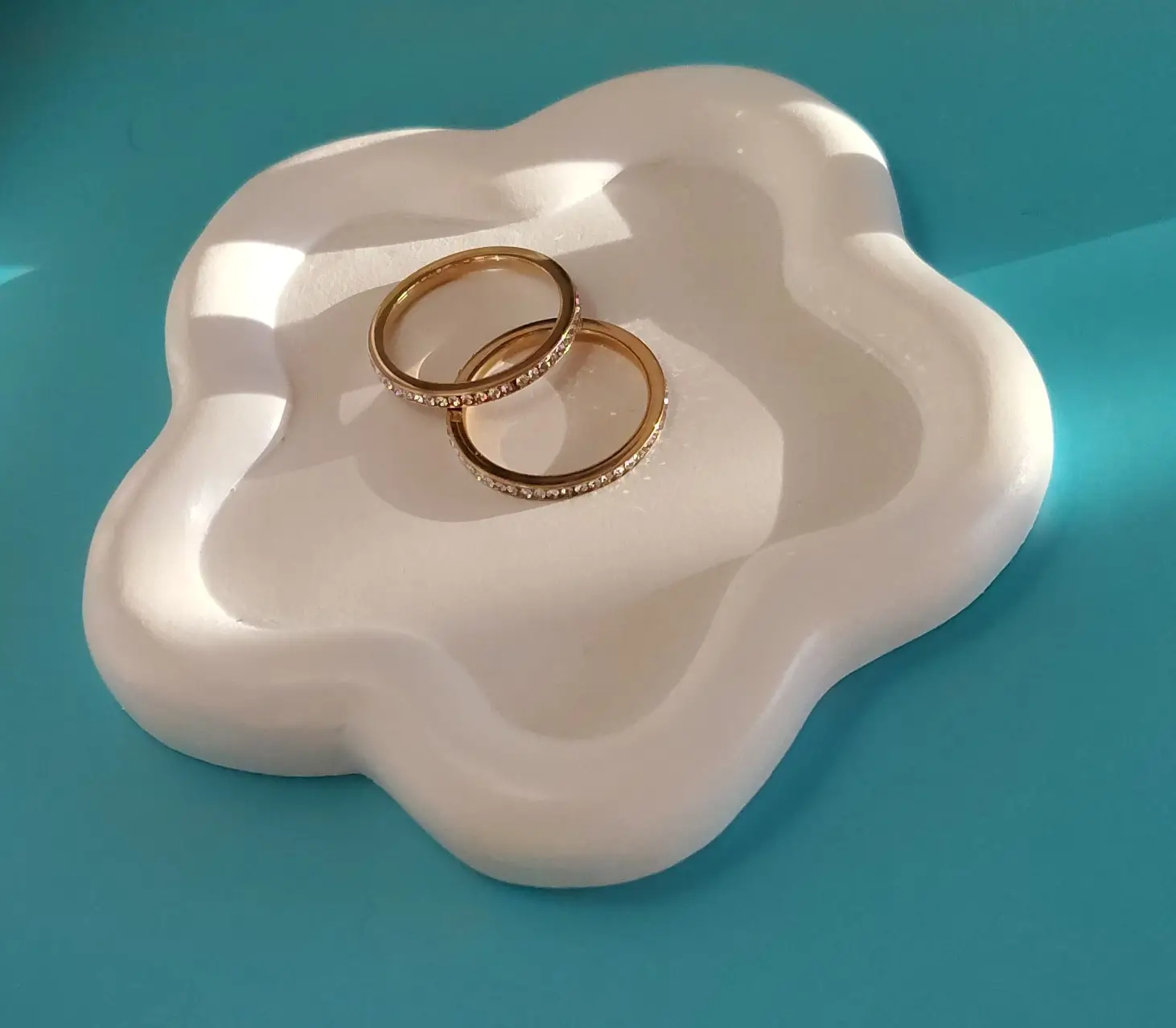 Anillo Dorado Circonio en Acero Inoxidable Talla 8
