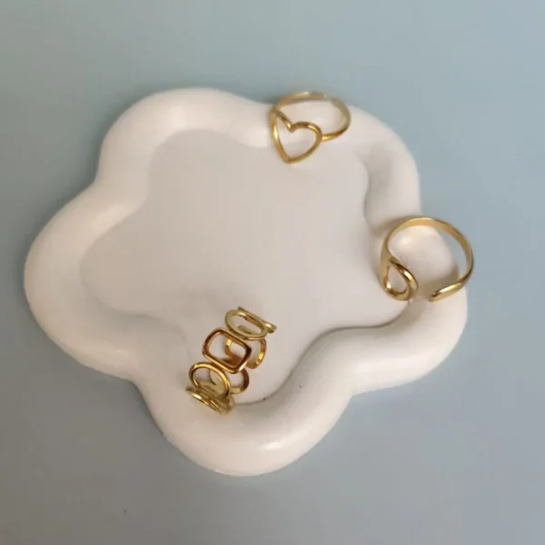 Anillos Geométricos Dorados Ajustables En Acero Inoxidable - Image 2