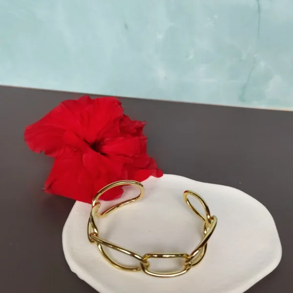 Brazalete Dorado Oval en Acero Inoxidable - Image 3