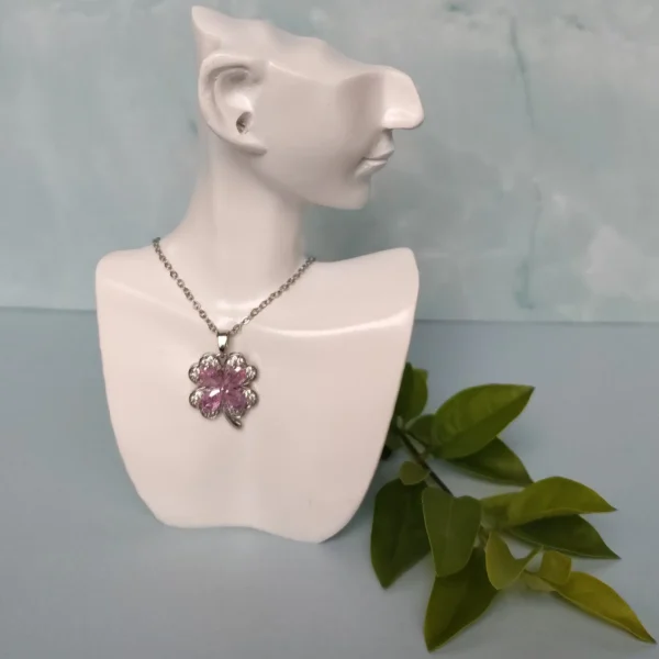 Cadena Plateada Trébol de 4 Hojas en Acero Inoxidable con Circón Rosado