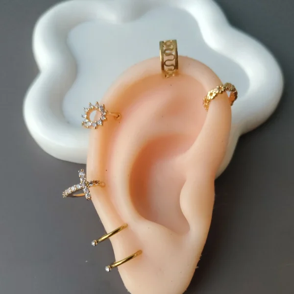 Earcuf Dorado X5 Acero Inoxidable Sin Perforar Circonio