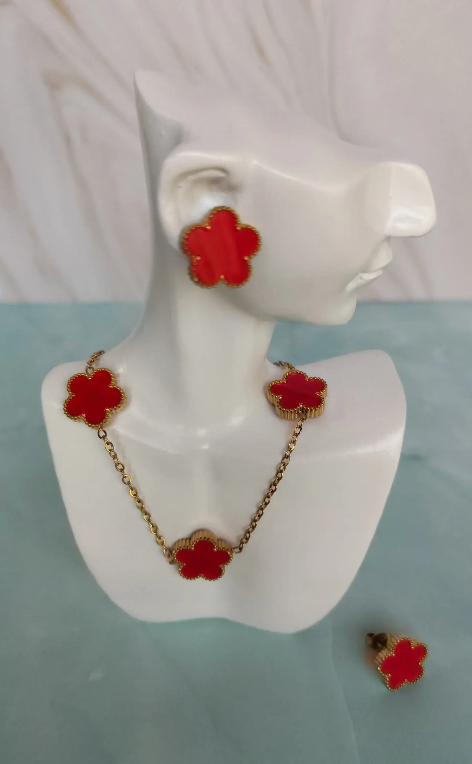 Kit de Trébol Rojo con Flor de 5 Hojas Acero Inoxidable