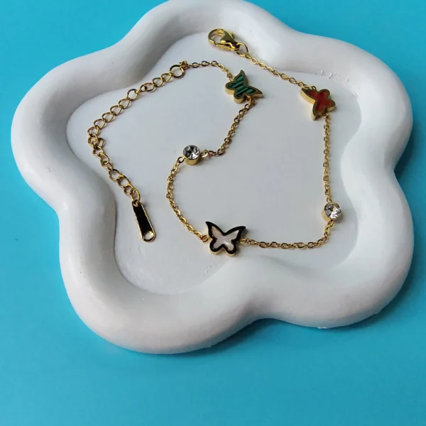 Pulsera Dorada de Mariposa con Circón en Acero Inoxidable