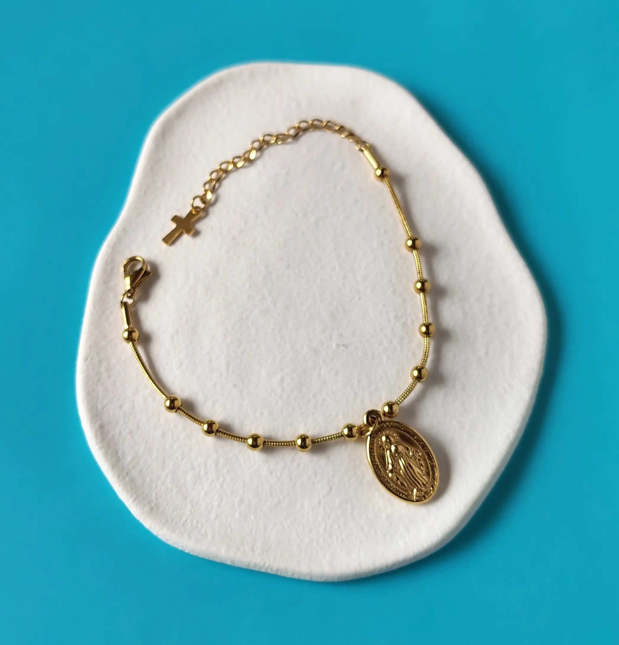 Pulsera Dorada Virgen Acero Inoxidable