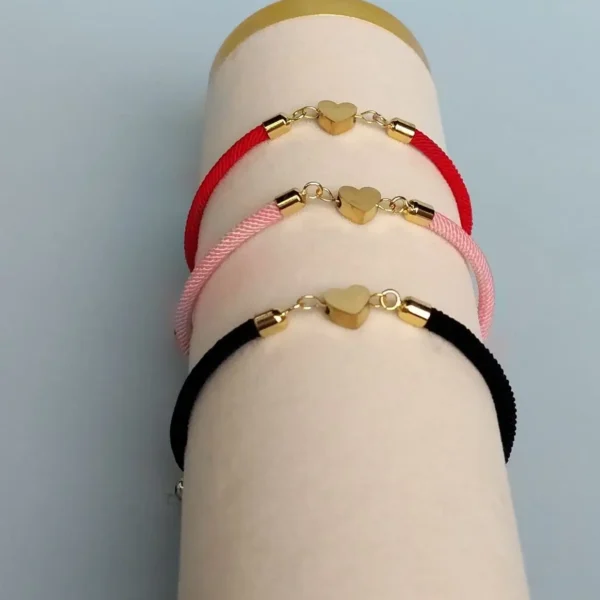 Pulsera en Nylon con Corazón en Acero Inoxidable - Image 2