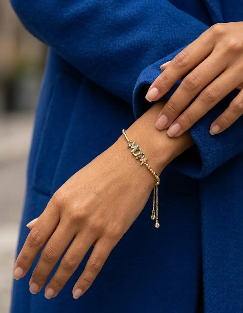 Pulsera Dorada Mamá con Circón en Acero Inoxidable
