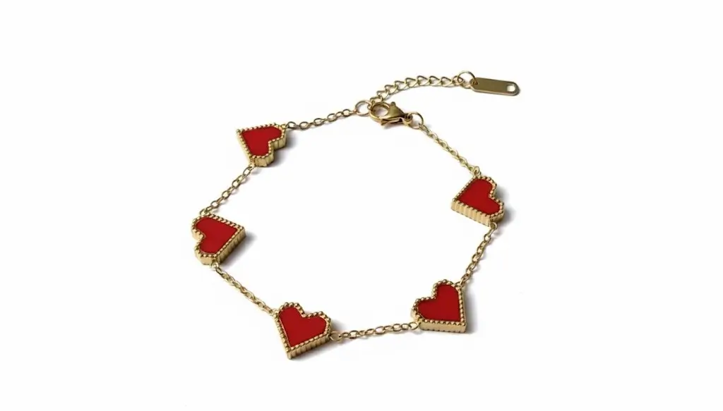 Pulsera Dorada con Corazón Rojo Acero Titanio